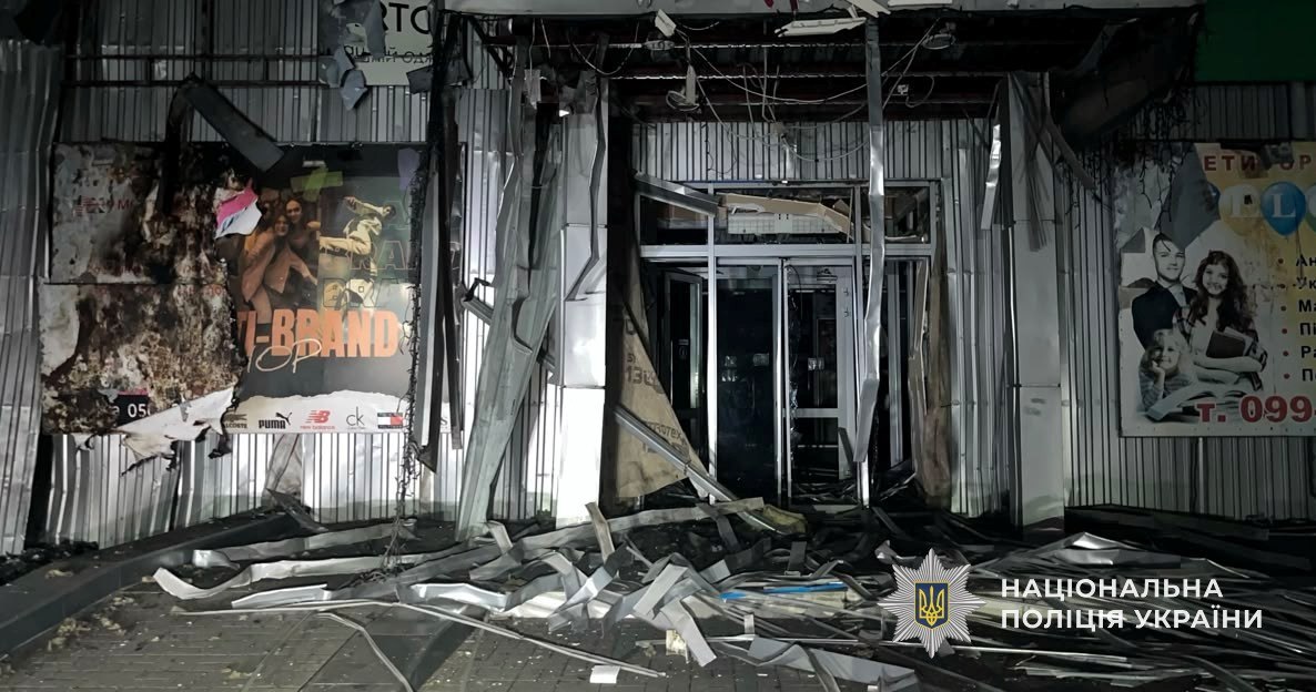 11 поранених на Дніпропетровщині: поліцейські документують наслідки ворожих атак у чотирьох районах області - 09.08.2026