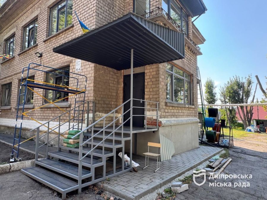 Дніпро робить позашкілля доступнішим. У центрі «СтартУм» оновлюють територію та розширюють можливості для дітей Дніпро робить позашкілля доступнішим. У центрі «СтартУм» оновлюють територію та розширюють можливості для дітей