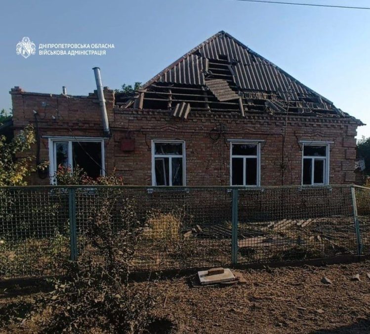 Одна людина дістала поранень. Майже 50 разів ворог атакував Дніпропетровщину
