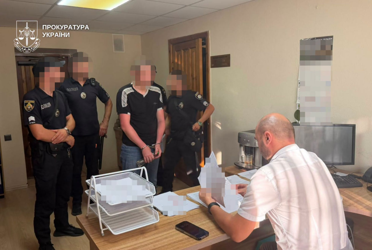 У Кривому Розі судитимуть чоловіка, якого обвинувачують у зґвалтуванні 10-річної доньки - 13.08.2026