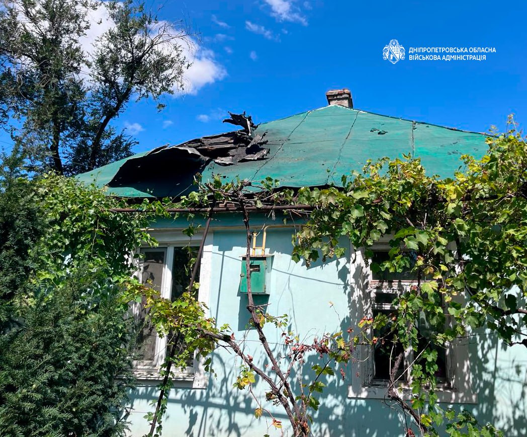 Двоє людей загинули. Ще двоє дістали поранень: понад 50 разів ворог атакував три райони Дніпропетровщини безпілотниками - 14.08.2026