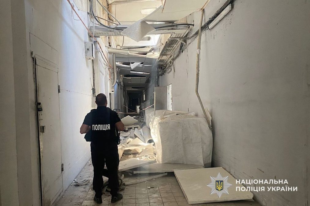 Через російські атаки на Дніпропетровщині постраждав чоловік: поліція документує наслідки обстрілів - 30.08.2026