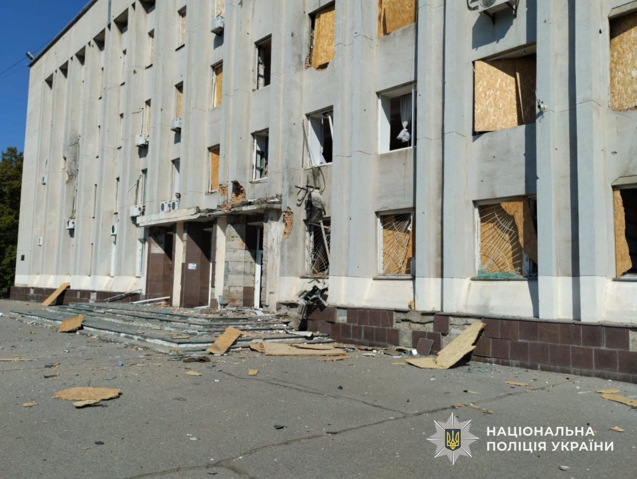 Через російські атаки на Дніпропетровщині постраждав чоловік: поліція документує наслідки обстрілів - 30.08.2026