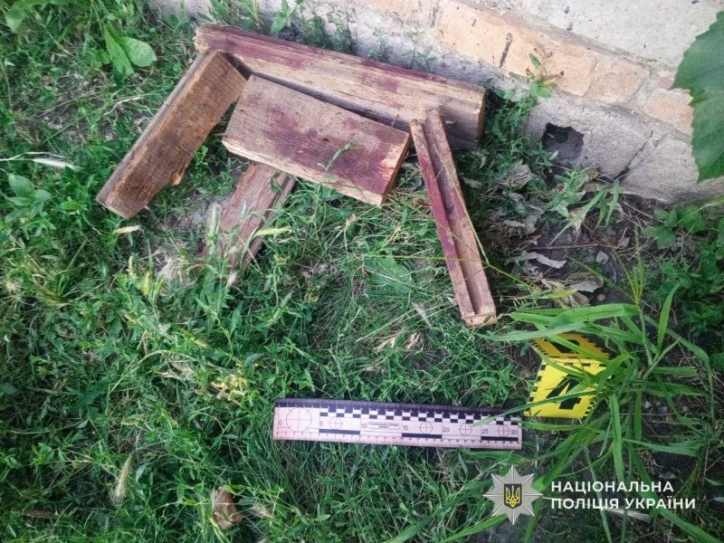 Забив до смерті: у Кам`янському районі повідомили про підозру 42-річному чоловіку