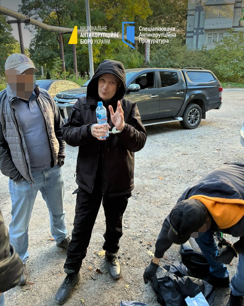 Понад три роки переховувався від покарання: НАБУ і САП затримали екссуддю з Дніпра - 29.09.2026