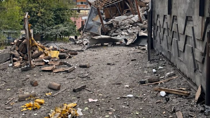 Поліція показала наслідки атак на Дніпропетровщину: загинула людина, п’ятеро поранені - 07.09.2026