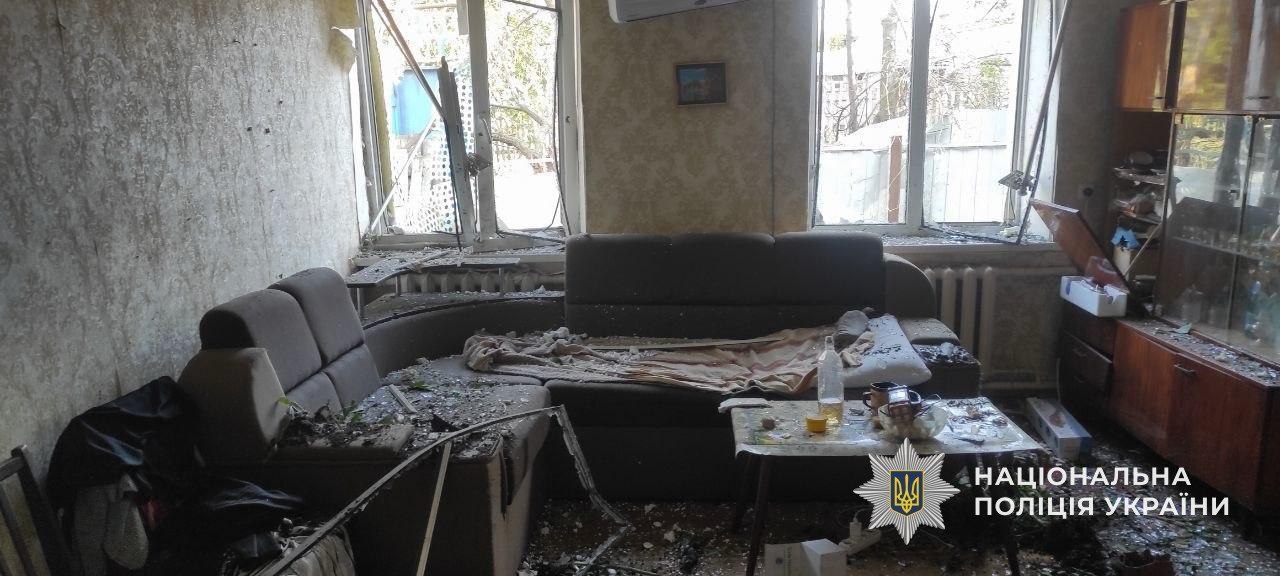 Поліція показала наслідки атак на Дніпропетровщину: загинула людина, п’ятеро поранені - 07.09.2026
