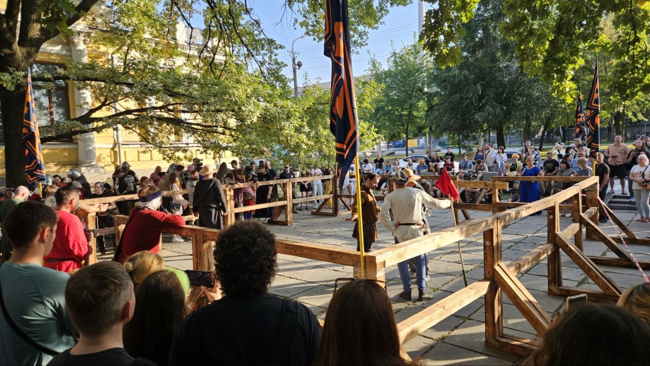 Як у Дніпрі відзначили День міста: Kolir Fest, «Тарілка щастя» та лицарський турнір - 12.09.2026