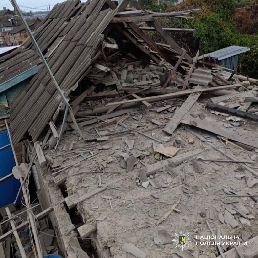 Поліція фіксує наслідки понад сотні ворожих ударів по Дніпропетровщині: є загиблий і поранені - 13.09.2026