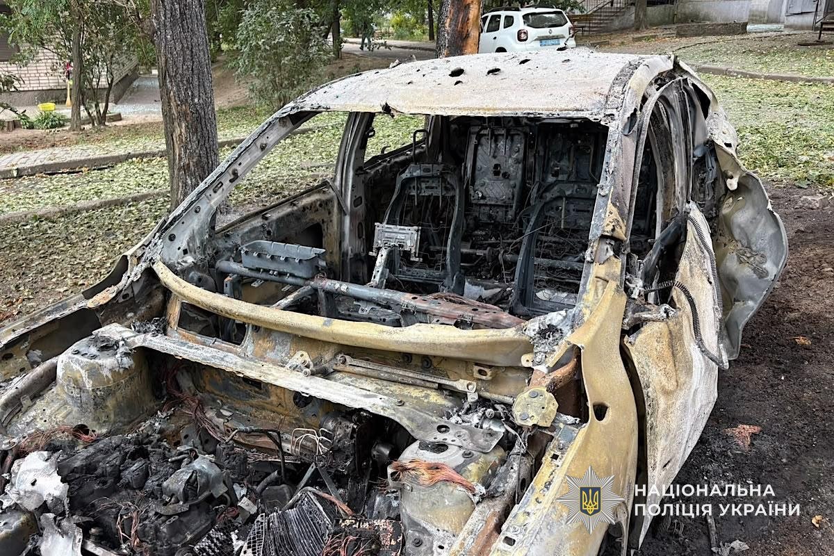Поліція показала наслідки атак рф по Дніпропетровщині: є загиблий і восьмеро поранених - 15.09.2026