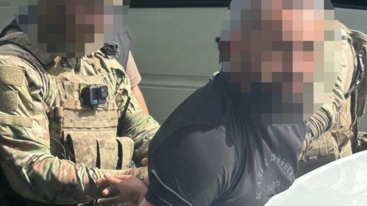 $10 тисяч за незаконний виїзд до Румунії: у Дніпрі затримали переправника - 18.09.2026