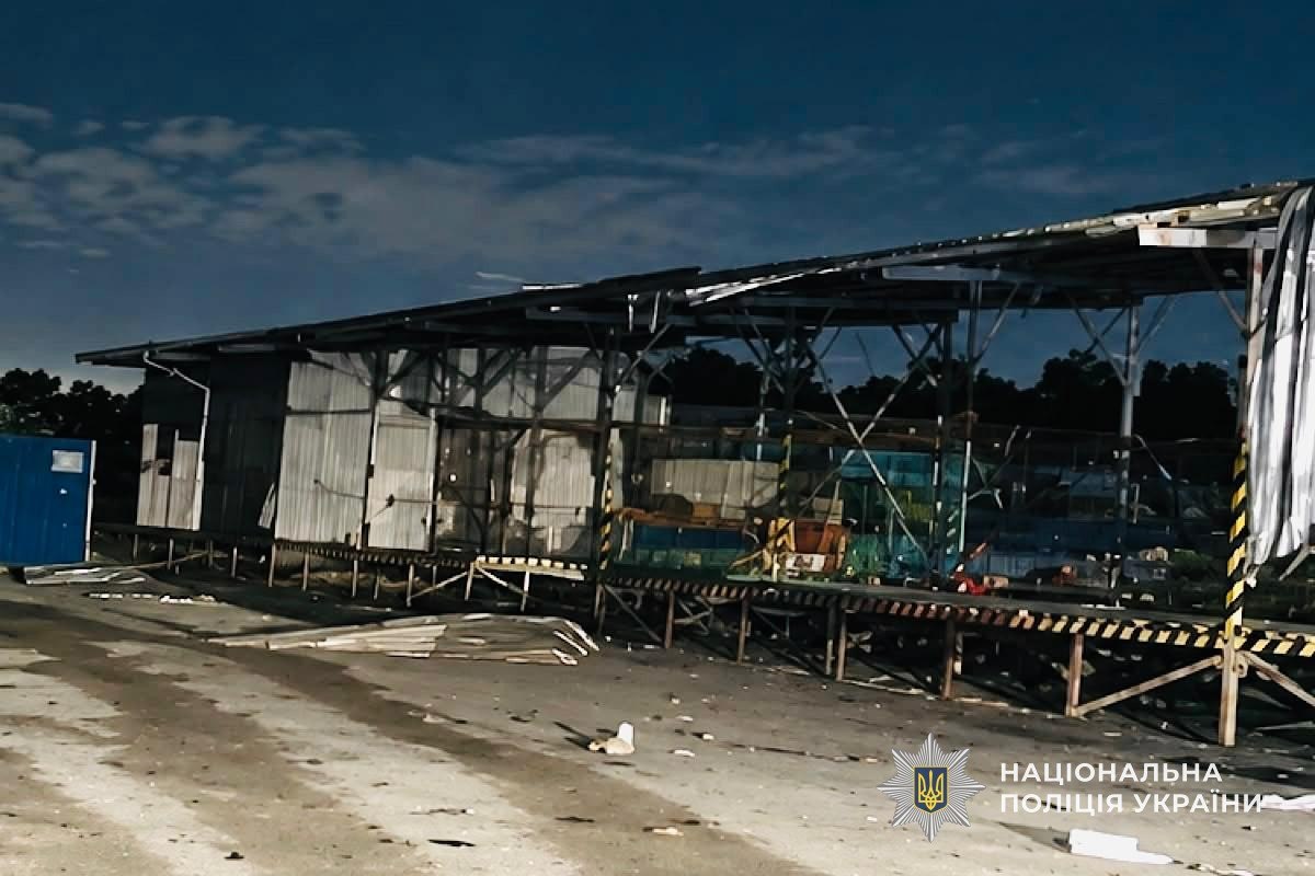 На Дніпропетровщині через обстріли загинули троє людей, є поранені: поліція фіксує наслідки атак - 18.09.2026