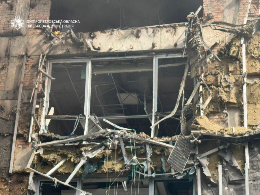 У Дніпрі через ранковий удар по бізнес-центру загинули троє людей, ще 12 — поранені - 28.09.2026