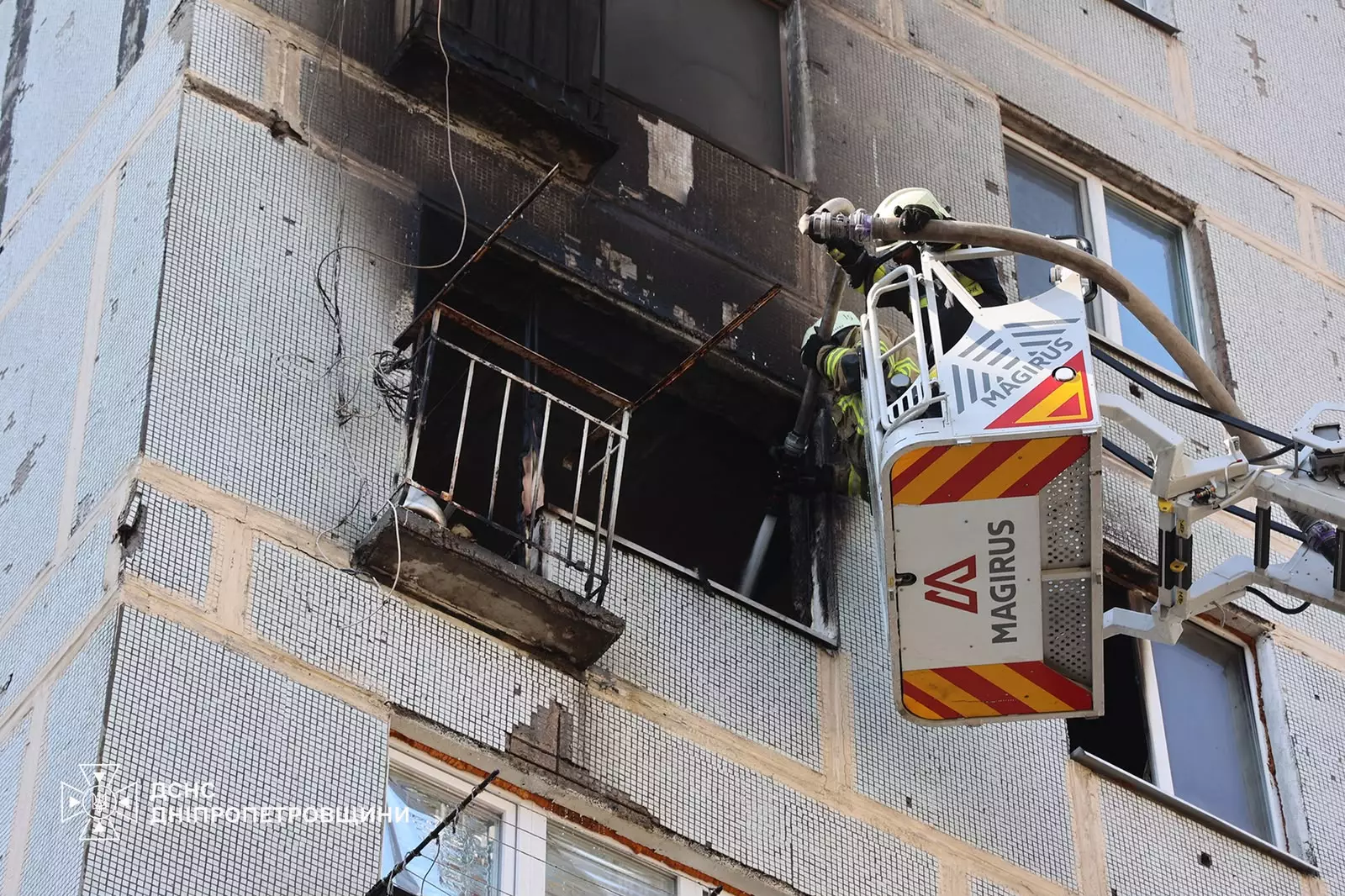 У Дніпрі сталася пожежа в гуртожитку: двоє людей постраждали - 19.09.2026