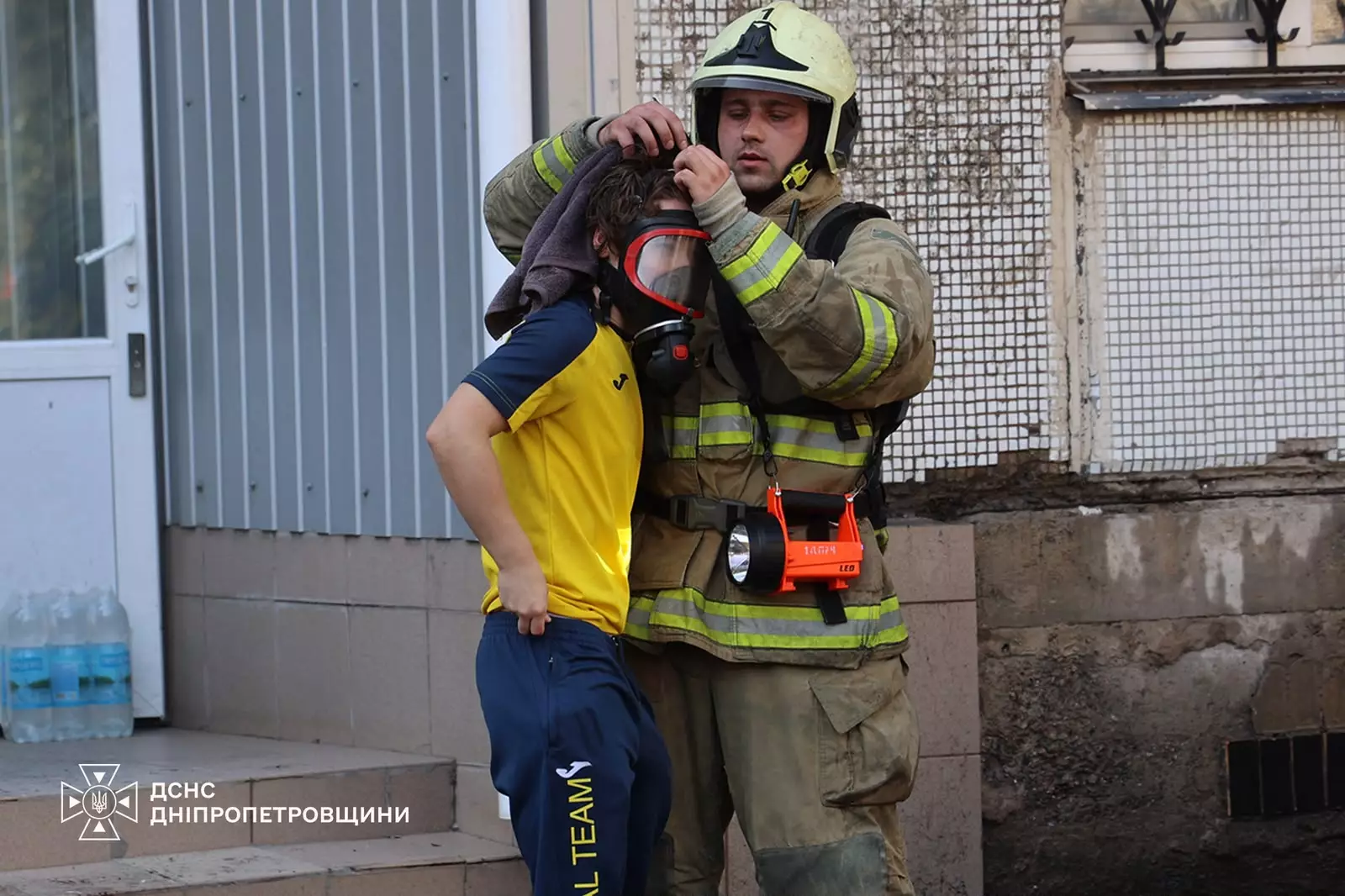 У Дніпрі сталася пожежа в гуртожитку: двоє людей постраждали - 19.09.2026
