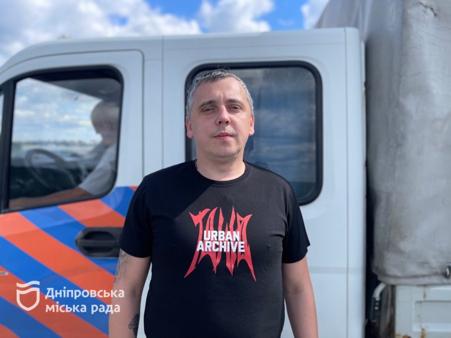 Щоб рейки не деформувалися від спеки та морозу: на Старому мосту у Дніпрі триває капремонт трамвайної колії - 08.09.2026 Щоб рейки не деформувалися від спеки та морозу: на Старому мосту у Дніпрі триває капремонт трамвайної колії - 08.09.2026