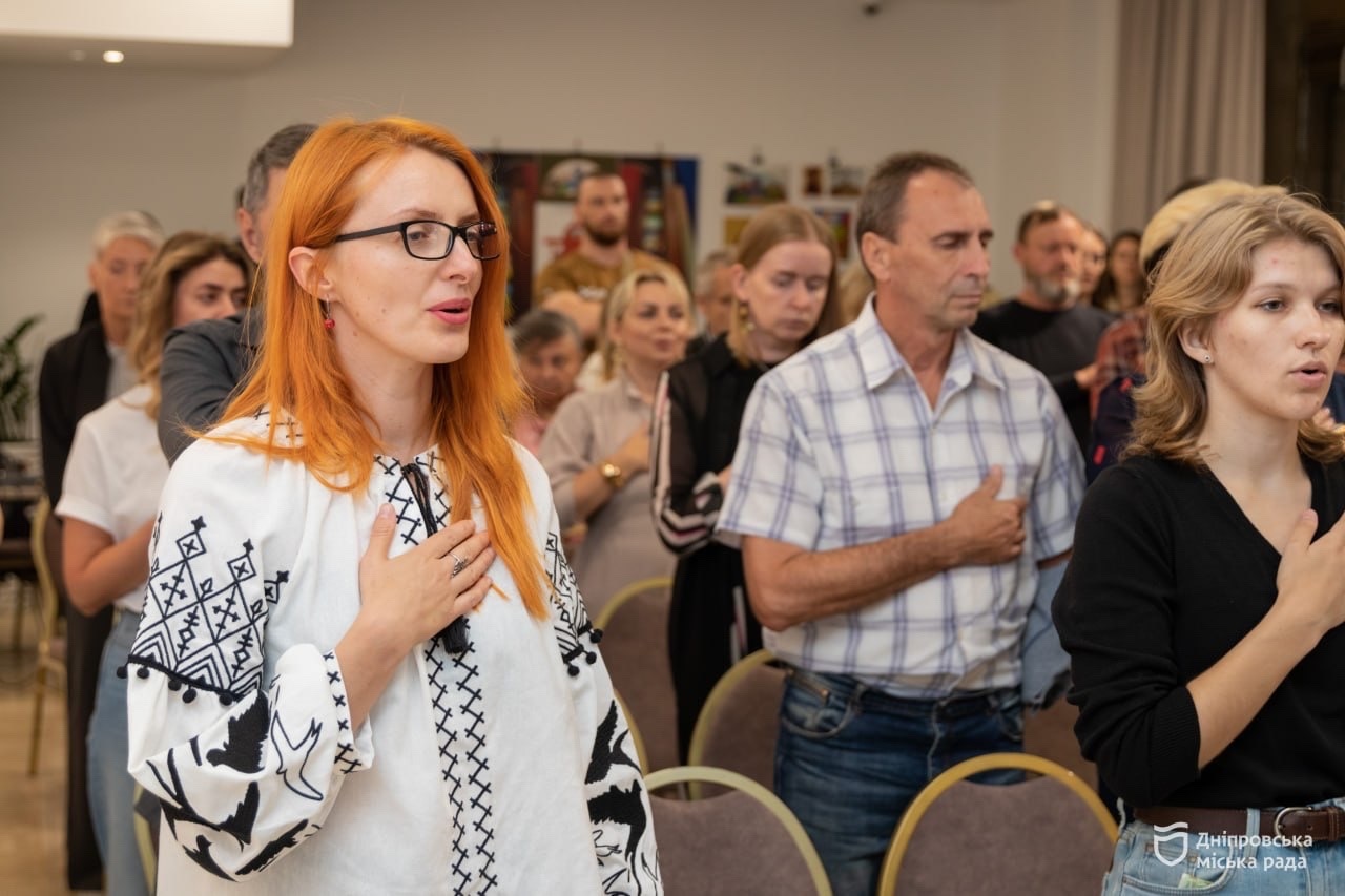 У Дніпрі провели панельну дискусію про єдність війська, суспільства та влади під час війни - 08.09.2026