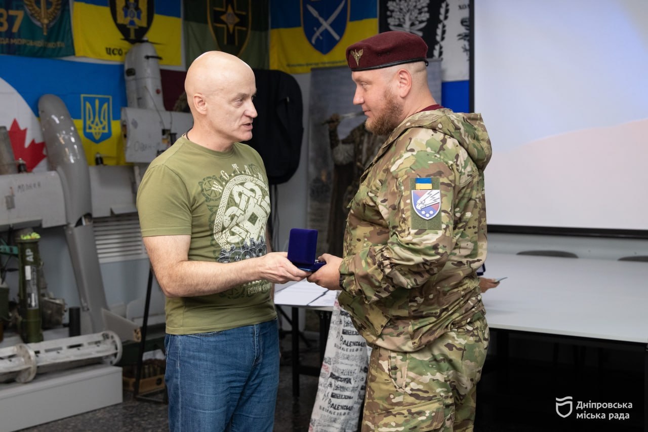 Захищають країну і допомагають відновлювати історію Дніпра: у місті відзначили бійців 25-ї Січеславської бригади - 10.09.2026