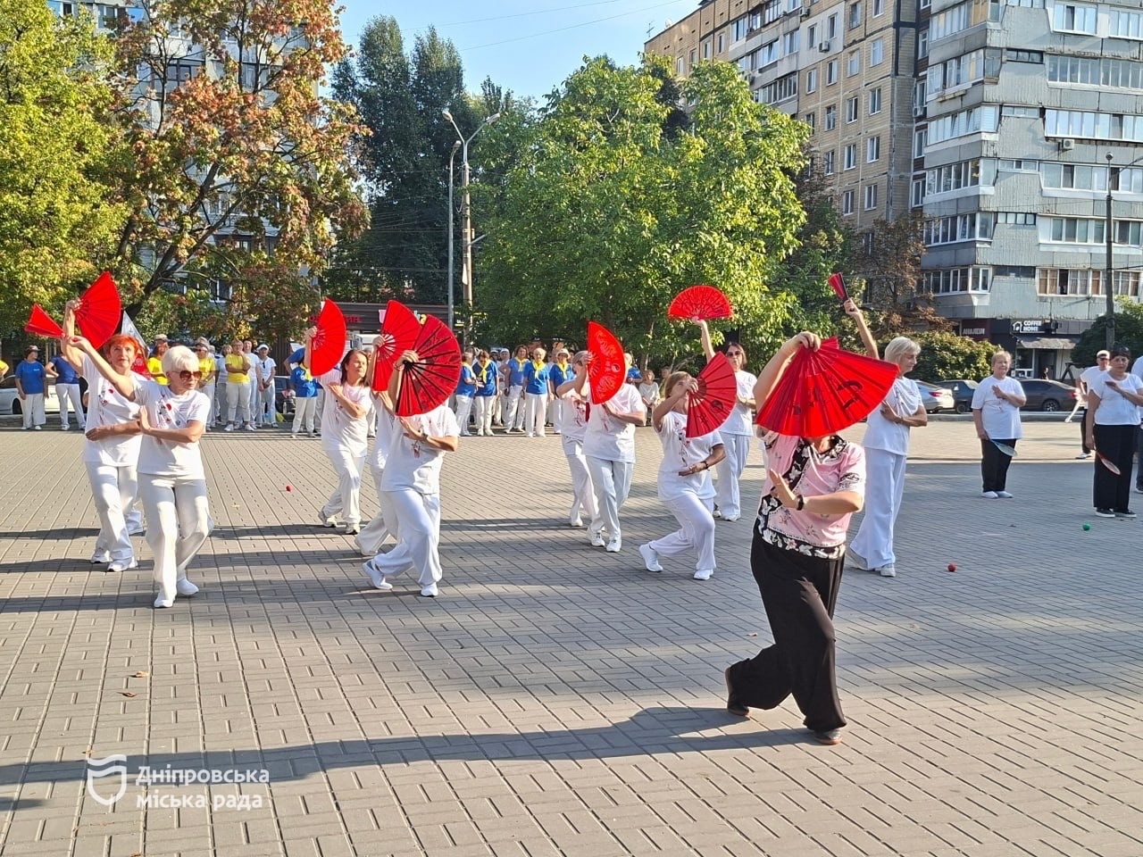 У Дніпрі учасники Університету третього віку відзначили 500-річчя міста спортивною програмою - 12.09.2026