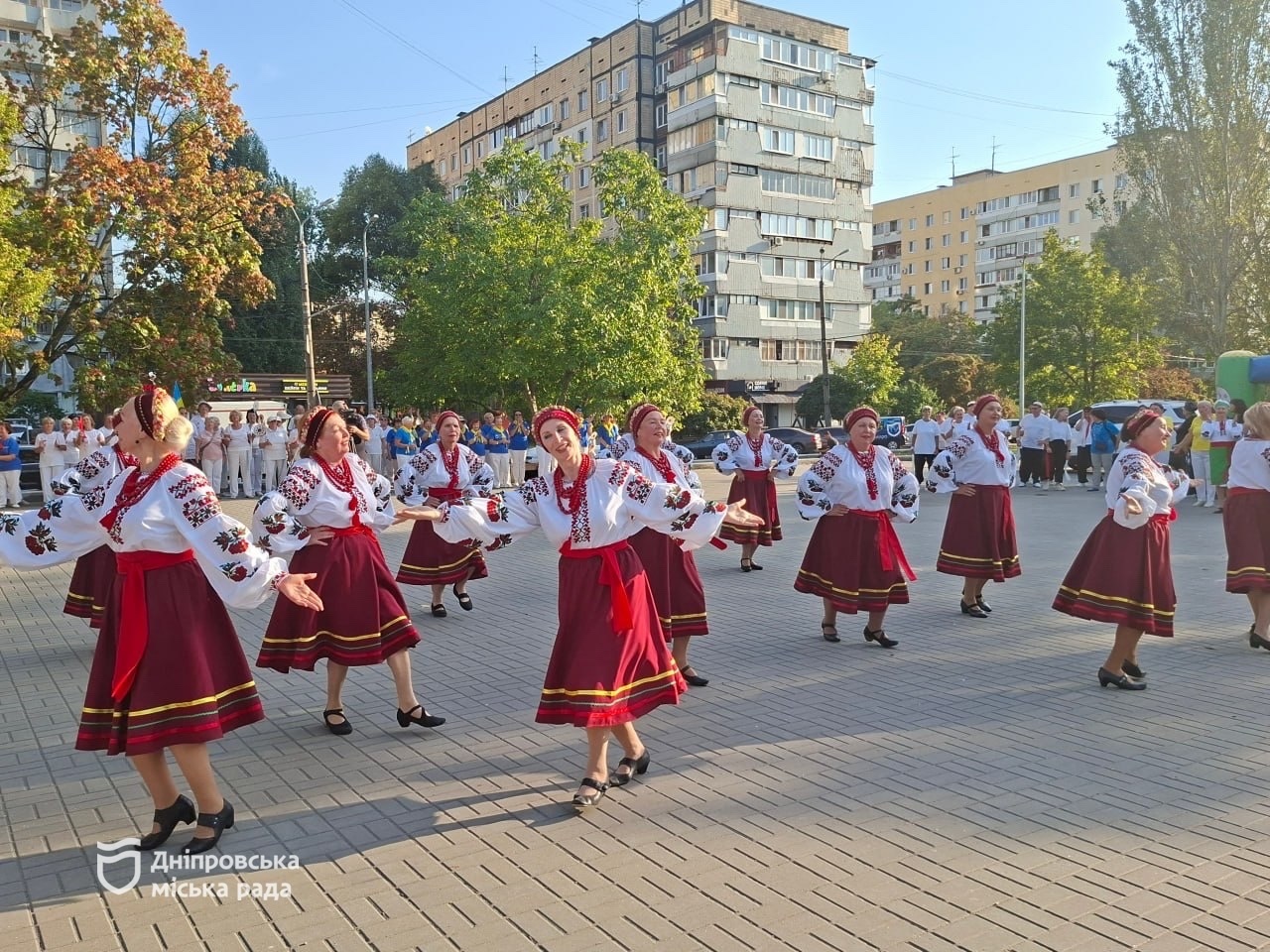 У Дніпрі учасники Університету третього віку відзначили 500-річчя міста спортивною програмою - 12.09.2026