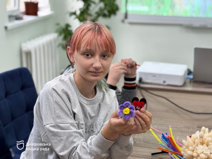 «Такі зустрічі завжди цікаві, адже щоразу фахівці готують різні теми та формати роботи», — дніпрянка про відвідування міського центру соціальних служб - 22.09.2026