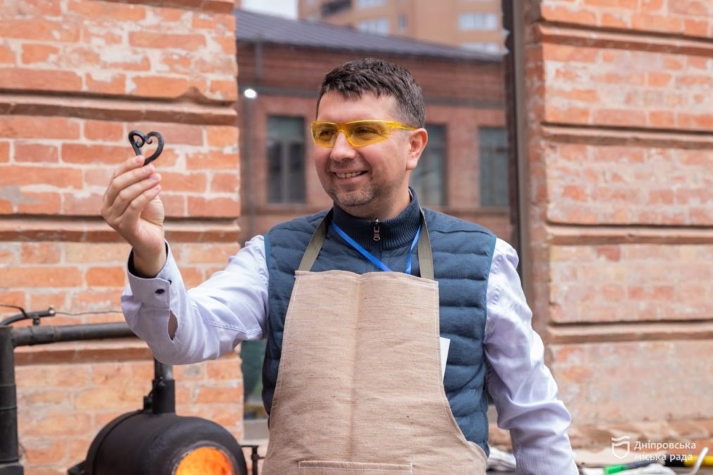«Тут молодь може знайти однодумців, контакти та можливості для реалізації власних проєктів», — дніпрянка про щорічний молодіжний форум «Прагни. Дій. Змінюй» - 24.09.2026