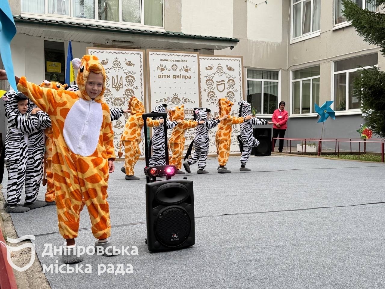 Фотозони, майстер-класи та смачні призи. У Дніпрі провели родинне свято POTATOES PARTY до Дня позашкілля - 25.09.2026