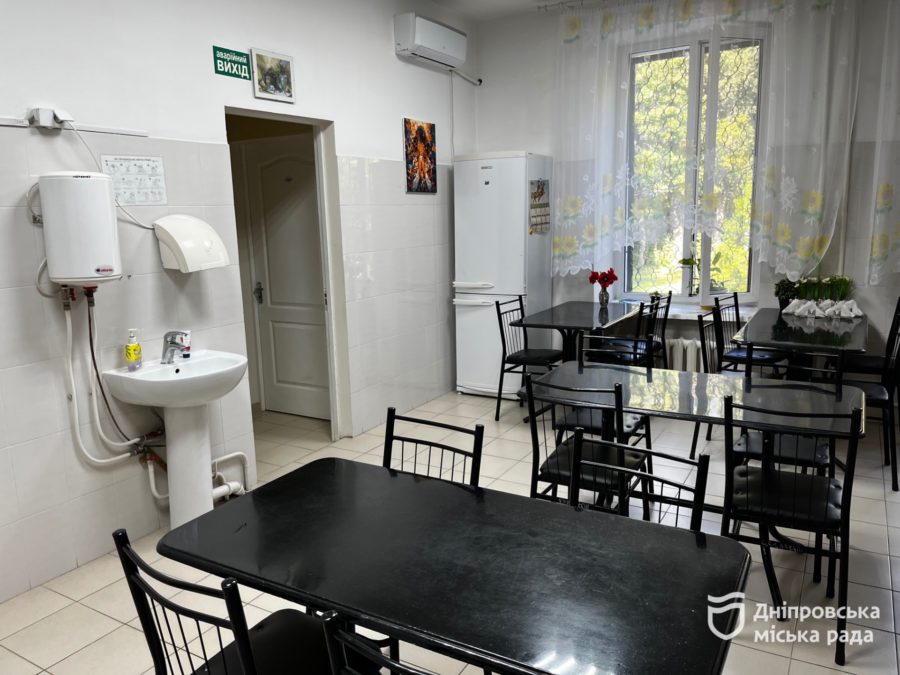 Продукти, гарячі обіди, допомога вдома та соціальні послуги — у Дніпрі підтримують ВПО та людей поважного віку - 29.09.2026