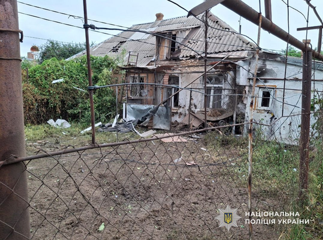 Загинули двоє поліцейських, шість поранених — поліцейські зафіксували наслідки атак рф у прифронтових громадах Дніпропетровщини - 4.09.2026