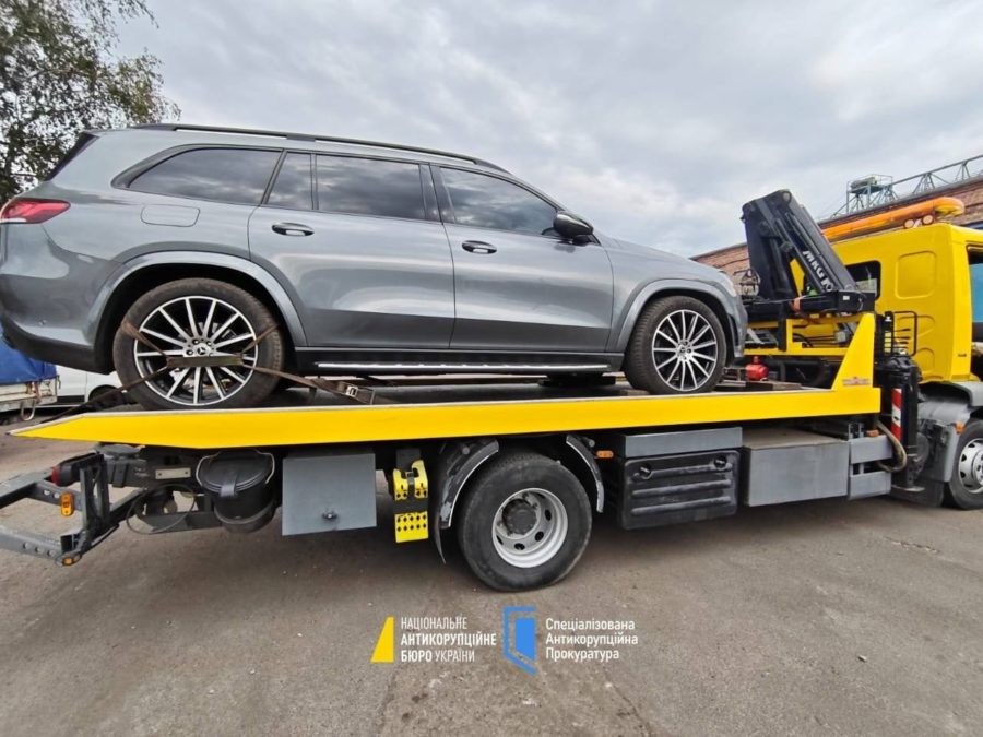Схема «кришування» кол-центрів та відмивання майна на чолі з посадовцем Офісу Генпрокурора Схема «кришування» кол-центрів та відмивання майна на чолі з посадовцем Офісу Генпрокурора