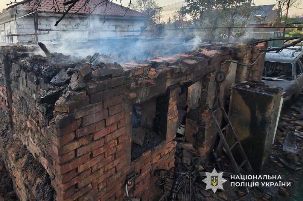 Протягом минулої доби 18-19.09.2026 атаки рф на Дніпропетровщину не припинялися. Внаслідок ворожих обстрілів поранення отримали троє людей