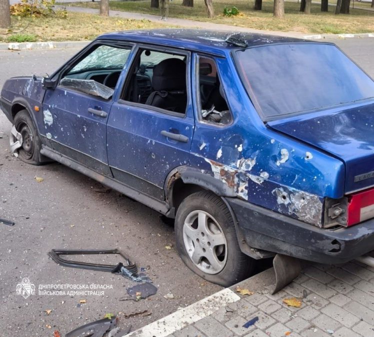 Шестеро людей дістали поранень: понад 40 разів ворог атакував три райони Дніпропетровщини безпілотниками та артилерією - 22.09.2026 Шестеро людей дістали поранень: понад 40 разів ворог атакував три райони Дніпропетровщини безпілотниками та артилерією - 22.09.2026
