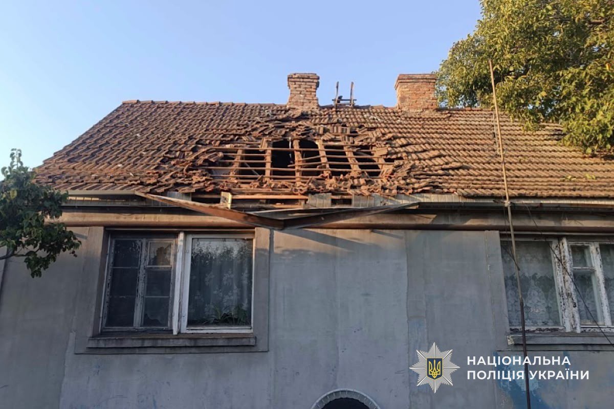 Наслідки ворожих обстрілів Дніпропетровщини показали у поліції