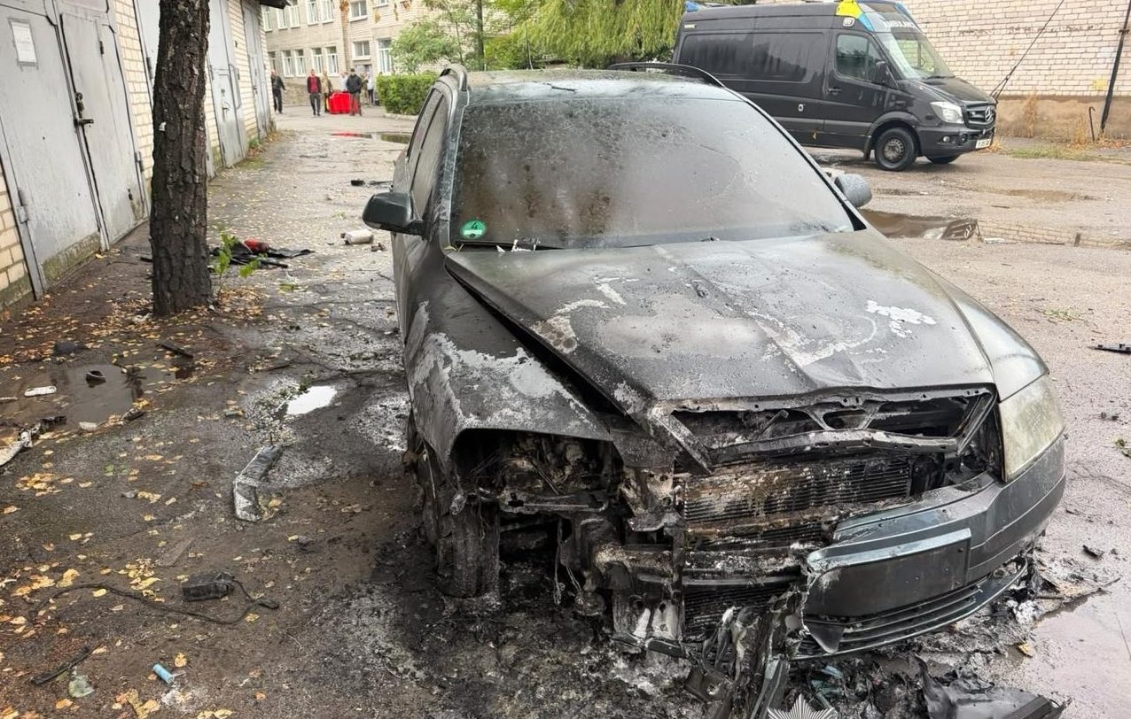 Наслідки ворожих обстрілів Дніпропетровщини показали у поліції