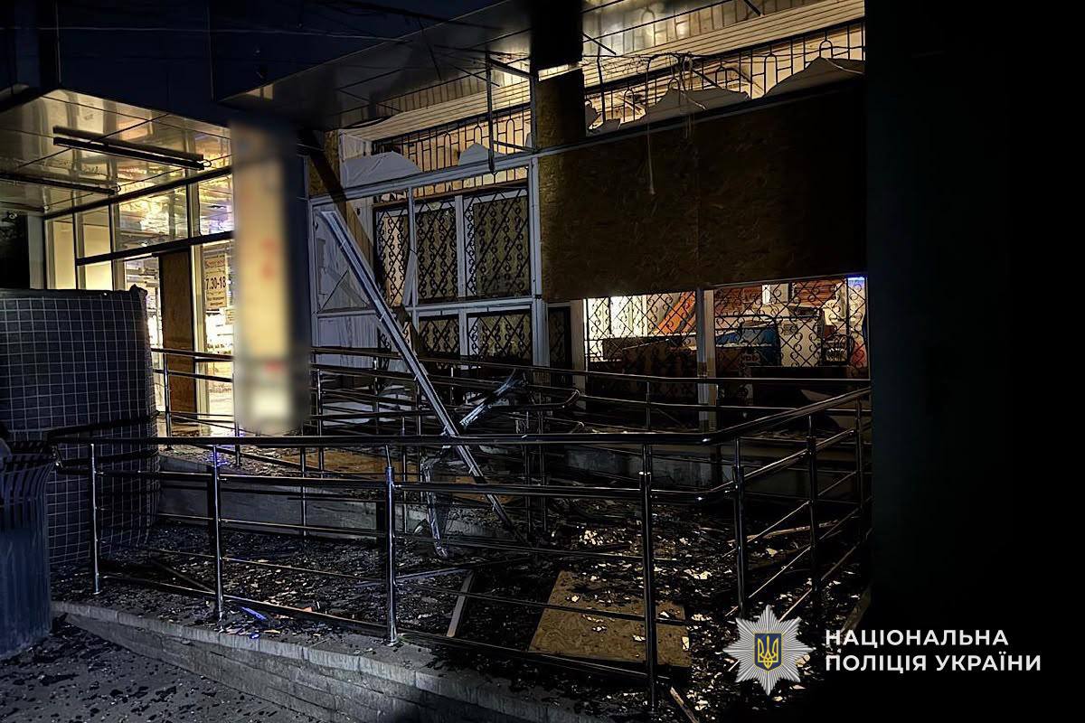 Дві людини загинули, п’ятеро постраждали: поліція документує російські атаки на Дніпропетровщині - 27.09.2026