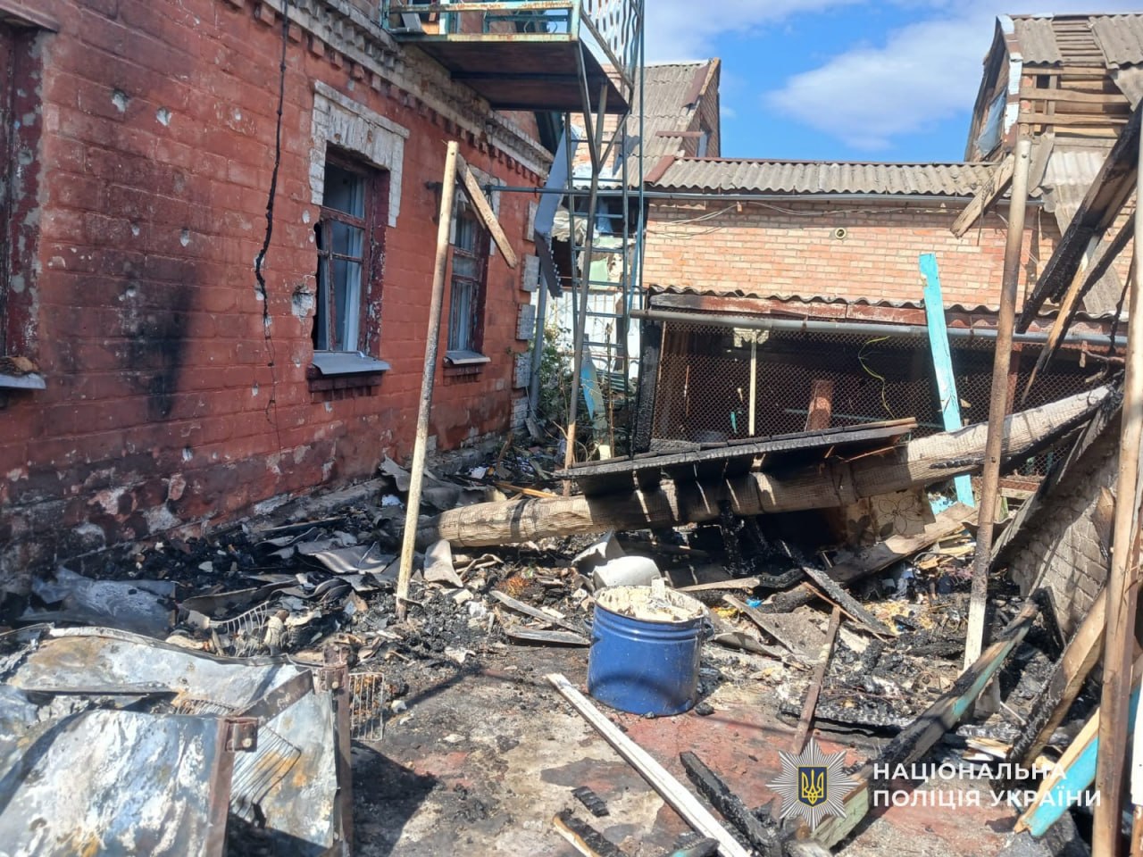 Поліція показала наслідки атак рф на Дніпропетровщину є загиблі та поранені
