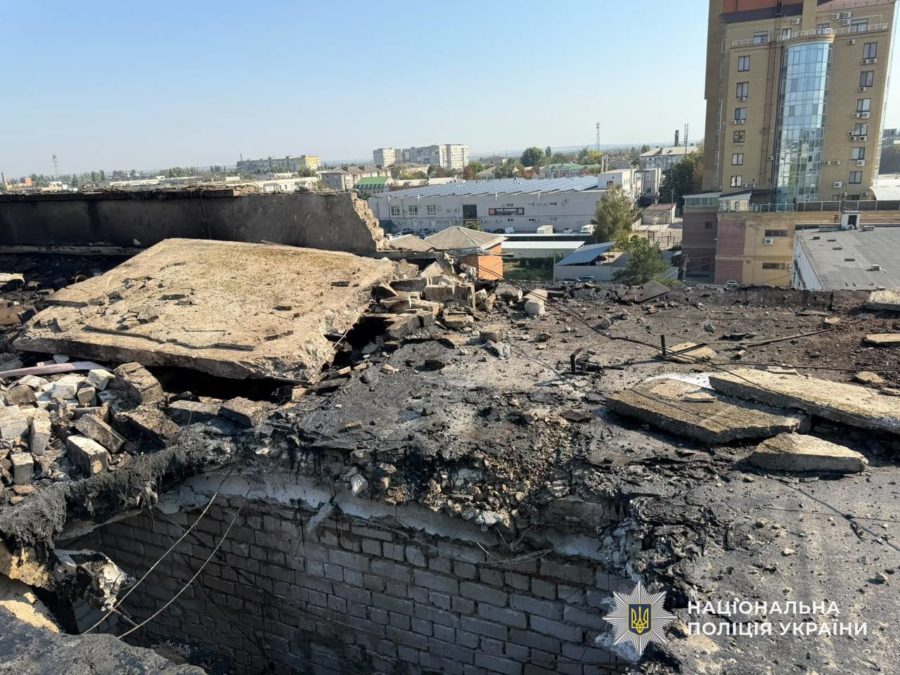 Протягом минулої доби 18 19 09 2026 атаки рф на Дніпропетровщину не припинялися Внаслідок ворожих обстрілів поранення отримали троє людей