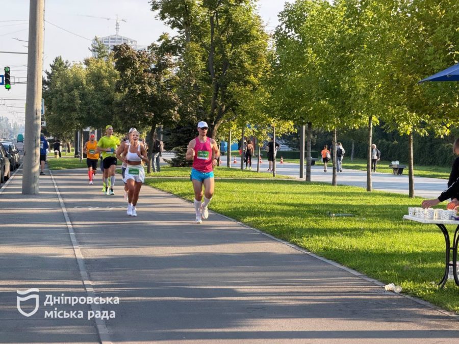 У Дніпрі 10 й ювілейний «Дніпро Марафон 2026» об'єднав близько 450 спортсменів 20 09 2026 У Дніпрі 10 й ювілейний «Дніпро Марафон 2026» об'єднав близько 450 спортсменів 20 09 2026