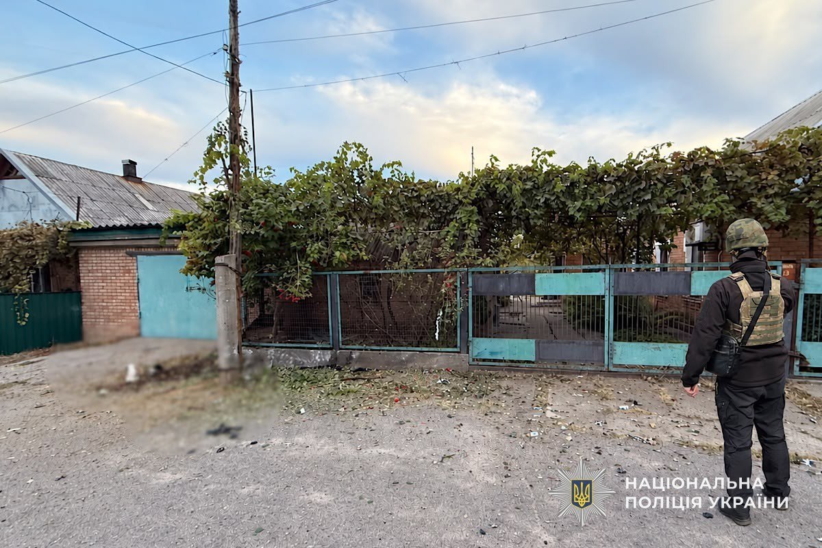 Поліція документує наслідки атак на Дніпропетровщині: двоє загиблих - 01.10.2026