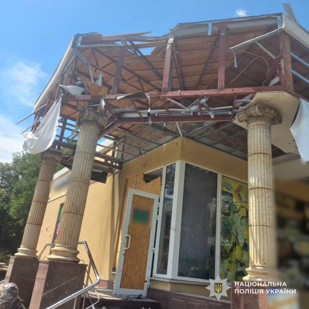 Поліція документує наслідки атак на Дніпропетровщині: двоє загиблих - 01.10.2026