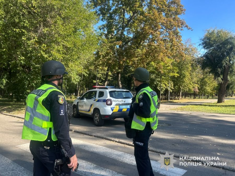 Поліція показала наслідки атак на Дніпропетровщину: одна людина загинула, ще девʼятеро постраждали - 06.10.2026