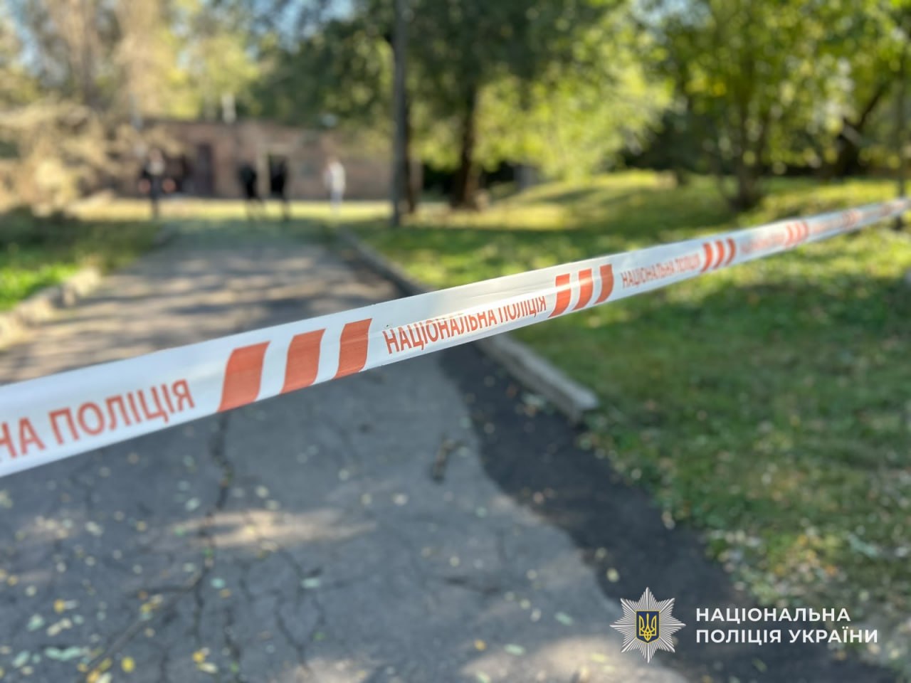 Поліція показала наслідки атак на Дніпропетровщину: одна людина загинула, ще девʼятеро постраждали - 06.10.2026