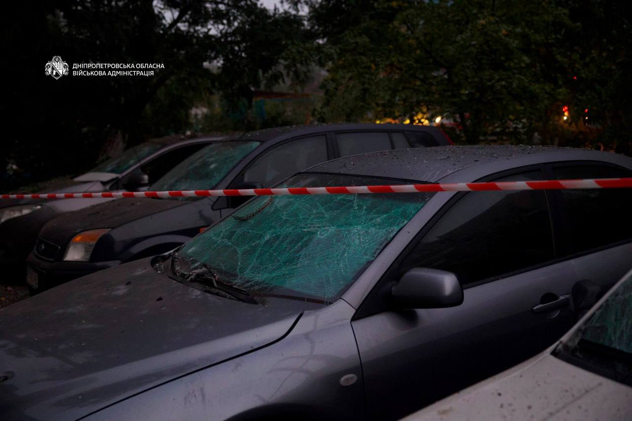 росіяни понад 20 разів атакували Дніпропетровщину: поранені шестеро людей, серед них — діти - 11.10.2026