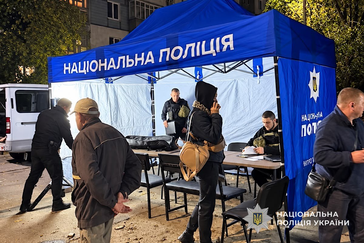 Поліція показала наслідки російських атак на Дніпропетровщину: загинула дитина, є поранені - 11.10.2026