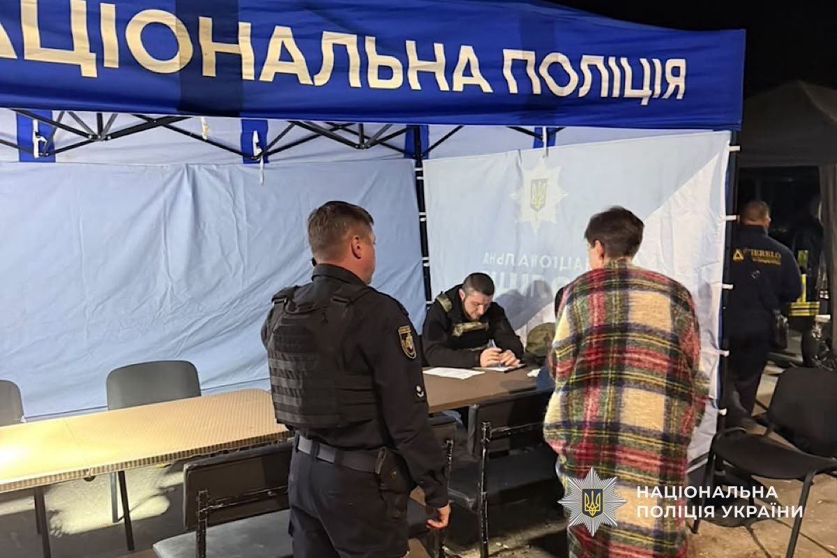 Поліція показала наслідки російських атак на Дніпропетровщину: загинула дитина, є поранені - 11.10.2026