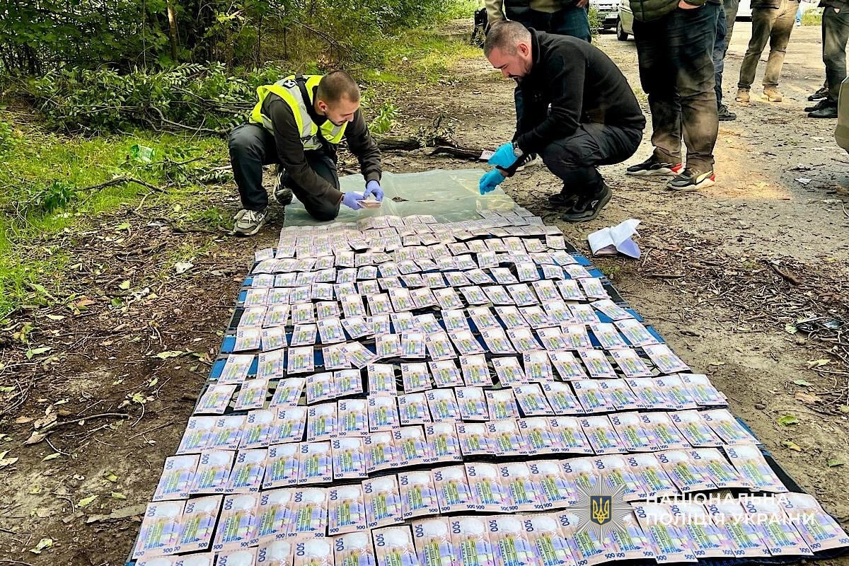 Понад 3,5 тисячі набоїв і шість одиниць зброї: у Дніпрі викрили торговця - 15.10.2026