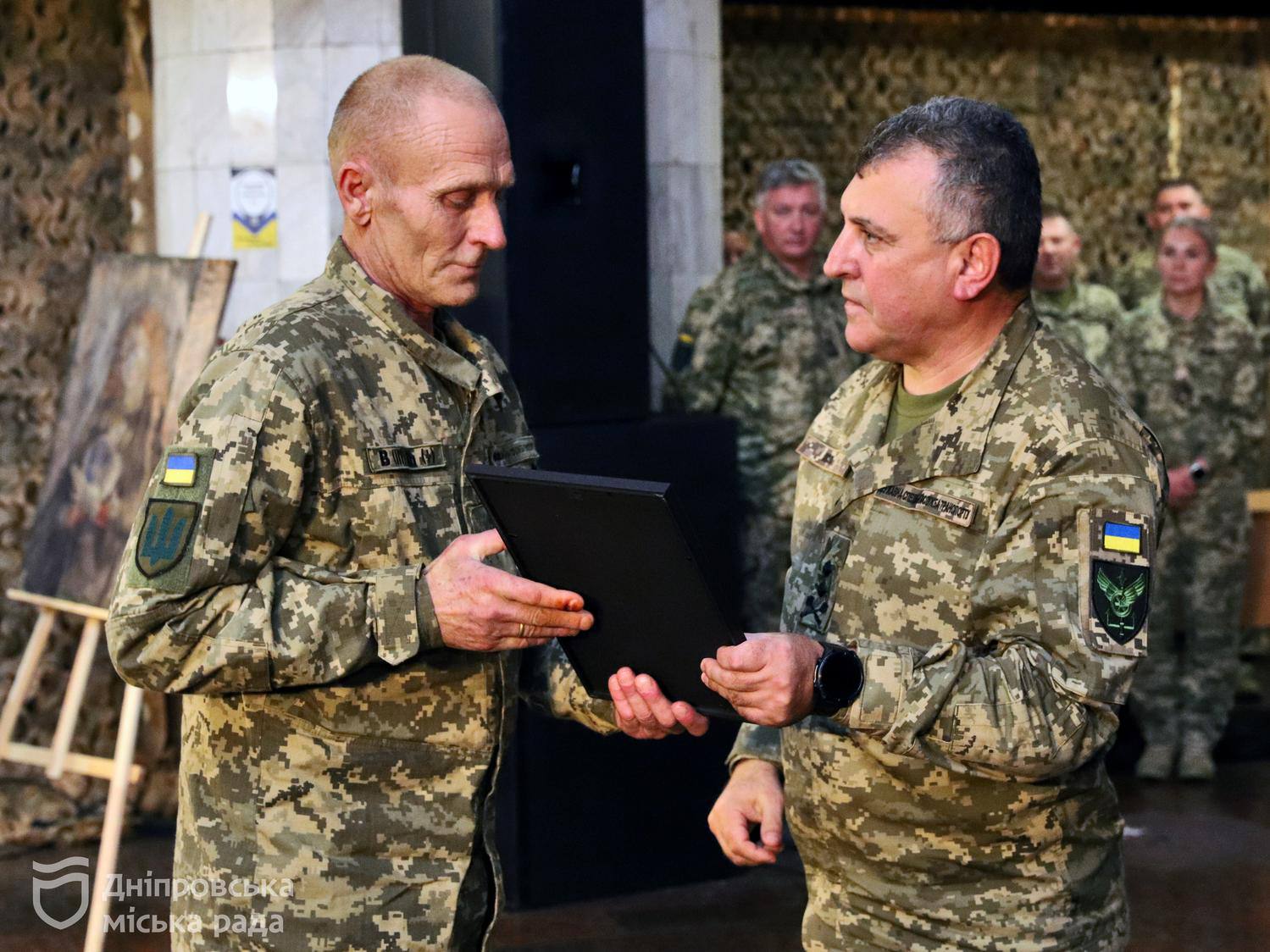 Керівник ДніпроОВА Ганжа та мер Філатов взяли участь у вшануванні пам’яті полеглих оборонців Державної спеціальної служби транспорту - 17.10.2026
