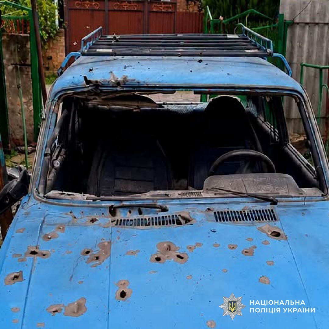 Поліція документує наслідки російських атак на Дніпро та Нікопольщину: постраждали дві жінки - 19.10.2026