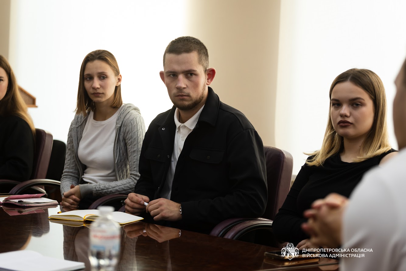 Молоді Дніпропетровщини розповіли, як отримати гранти на власні проєкти - 28.10.2026
