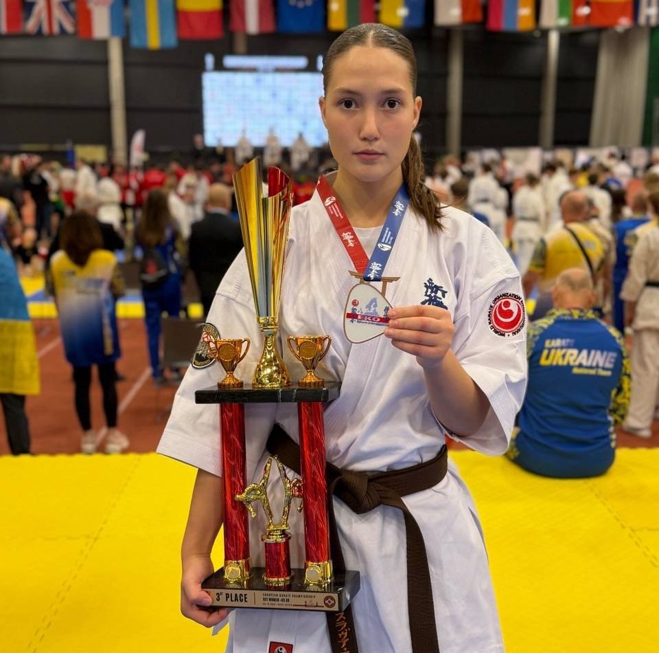 Дніпрянка Владислава Слівченко виборола «бронзу» чемпіонату Європи з кіокушин карате